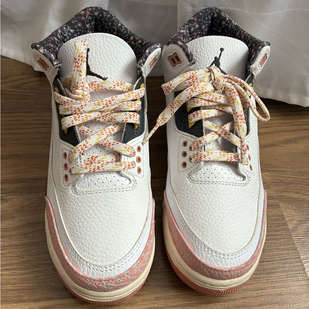 Nike Black and Pink Patterned Sneakers
